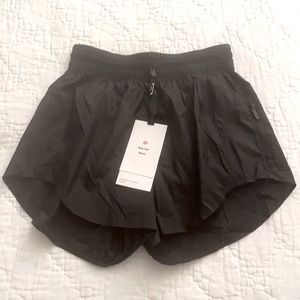 NWT Lululemon Step Out Short Black